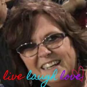 Meet your Posher, Crystal